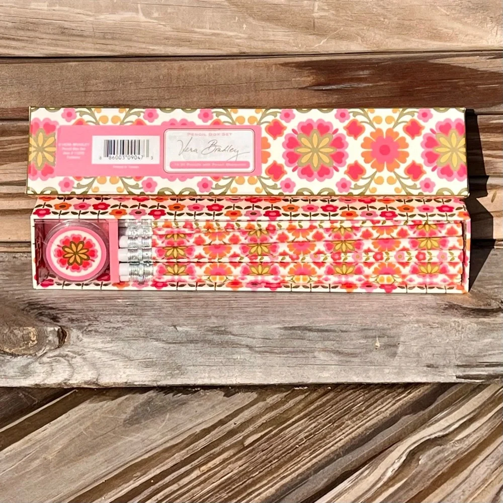 - Vera Bradley Pencil Box Folkloric Print Gift Set! NEW!